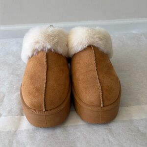 Steve Madden Women's slipper clog platform 10